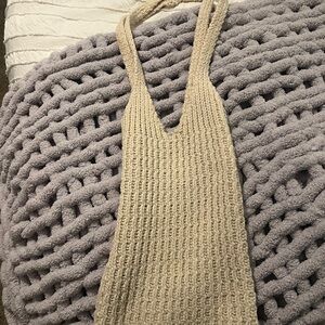 Elegant Beige Knit Bag